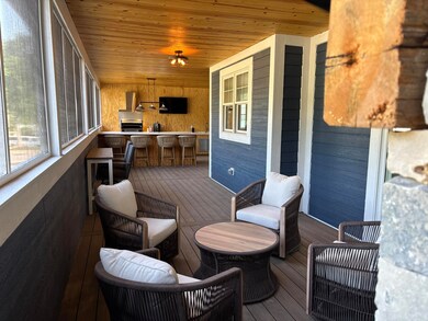 Screened Porch