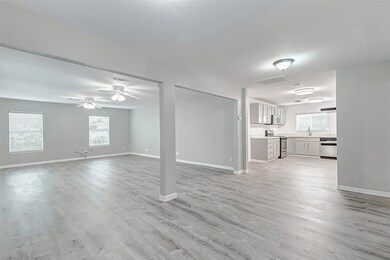 2533 Arlington St, Houston, TX 77008 - photo 4