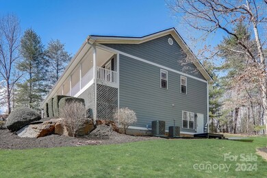 98 Spicebush Ct, Hendersonville, NC 28792 - photo 4