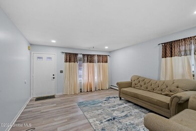 36-web-or-mls-11-hampton-st