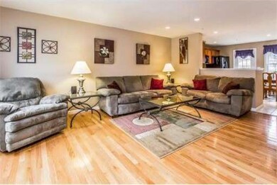 87 Boxberry Ln, Rockland, MA 02370 - photo 2