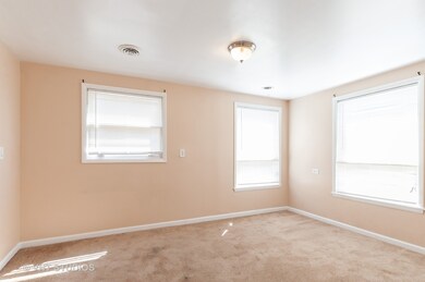 1527 W Cornelia Ave, Waukegan, IL 60085 - photo 5