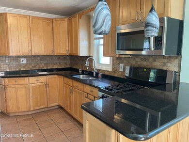 23 Park Ave, Keansburg, NJ 07734 - photo 2