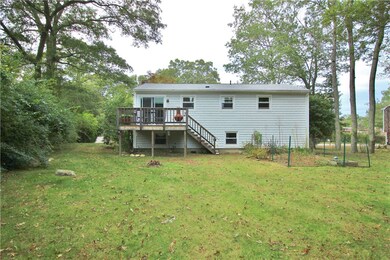 42 Greenwood Dr, Wakefield, RI 02879 - photo 3