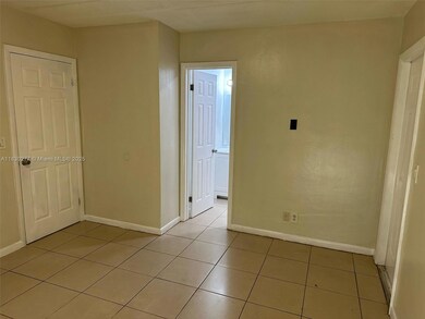 214 SE 8th St unit 5, Hallandale Beach, FL 33009 - photo 5