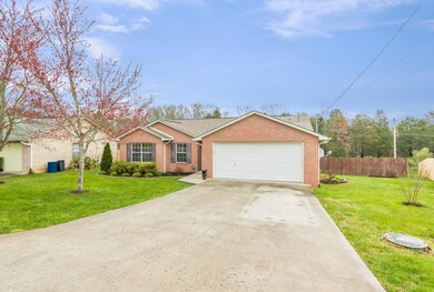 7122 Majors Landing Ln, Corryton, TN 37721 - photo 2