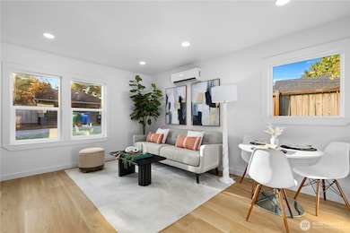 9737 Evanston Ave N, Seattle, WA 98103 - photo 7