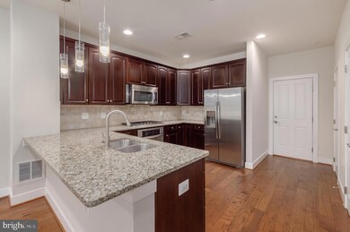 2308 Potomac Ave unit 101, Alexandria, VA 22301 - photo 7