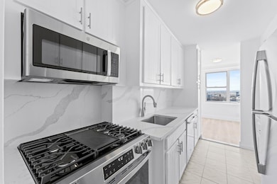 10 Huron Ave unit 17F, Jersey City, NJ 07306 - photo 5