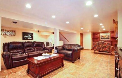 9936 Agatite Ct, Schiller Park, IL 60176 - photo 7