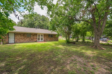 911 Francitas Dr, Houston, TX 77038 - photo 7