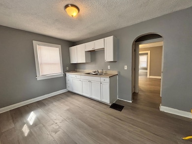 1091 S Champion Ave, Columbus, OH 43206 - photo 5