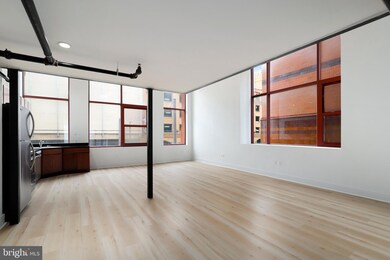 22 S Howard St unit R202, Baltimore, MD 21201 - photo 2