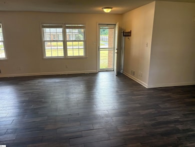 3036 Elmhurst Dr, Boiling Springs, SC 29316 - photo 3