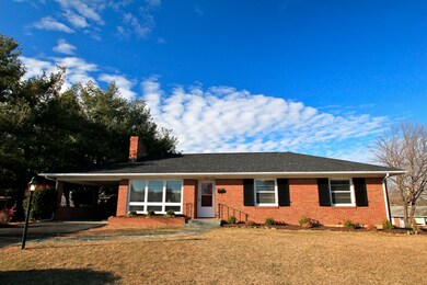 HOME FOR SALE IN ROANOKE02