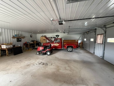 136 N Grant St, Stuart, NE 68780 - photo 5