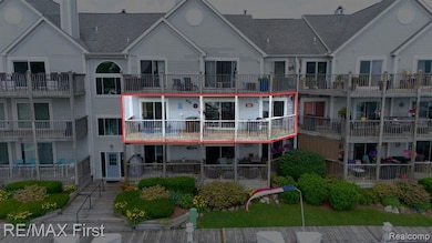 37510 Jefferson Ave unit 203, Harrison Township, MI 48045 - photo 3