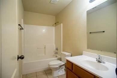 632 E Coffee Way, Fayetteville, AR 72701 - photo 4