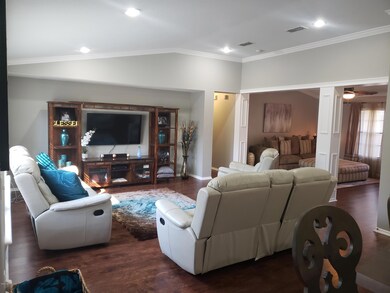 2502 Eisner Dr, Jacksonville, FL 32218 - photo 2