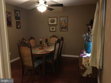 27 Peartree Ln, Willingboro, NJ 08046 - photo 4