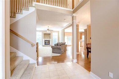 10125 Theden Cir, Lenexa, KS 66220 - photo 2
