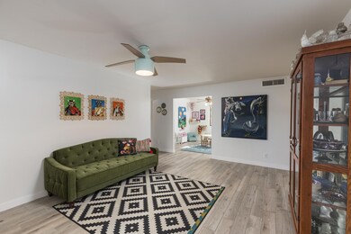 1853 N Oracle (5 of 33)