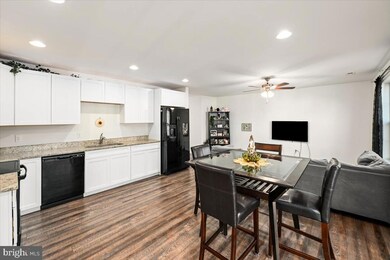 105 S West St, Harrington, DE 19952 - photo 6