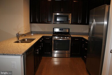 2943 Gilder Way unit 71, Dumfries, VA 22026 - photo 2