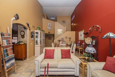 5384 Ent de Sabino Great Room