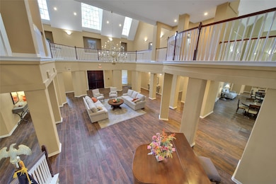 2815 Kings Crossing Dr unit 214, Kingwood, TX 77345 - photo 5