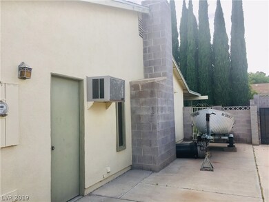 Deep side yard room for boat and an RV with access