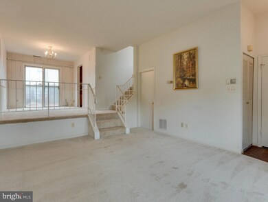 6011 Sweet Dale Ct, Springfield, VA 22152 - photo 3