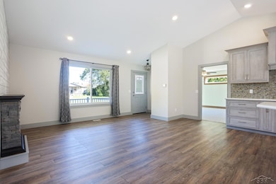 930 E North St, Ithaca, MI 48847 - photo 5