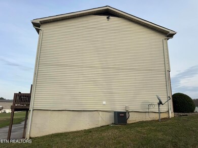 1926 Topside Rd, Louisville, TN 37777 - photo 5