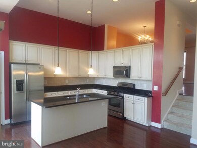 9274 Laurel Ridge Crossing Rd, Lorton, VA 22079 - photo 3