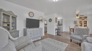 633 Grove St, Fond Du Lac, WI 54935 - photo 4