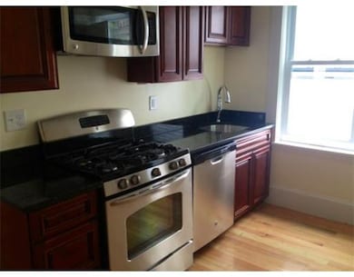 24 Melbourne St unit 3, Dorchester Center, MA 02124 - photo 3