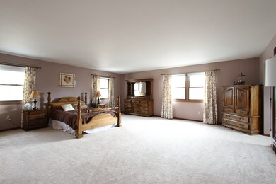 83 Polk St, Oswego, IL 60543 - photo 5