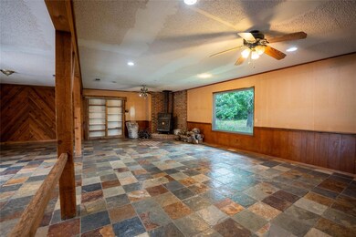 917 Fox Ln, Azle, TX 76020 - photo 7