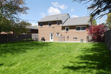 35 Swartson Ct, Albany, NY 12209 - photo 4