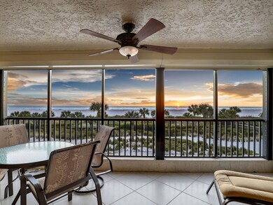 24-web-or-mls-100 N Collier -05