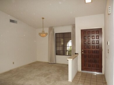 Entry Door/Dining