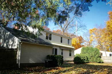 488 Amostown Rd, West Springfield, MA 01089 - photo 5