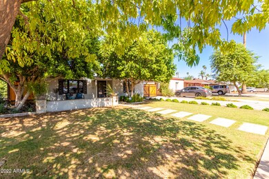 1206 E Almeria Rd, Phoenix, AZ 85006 - photo 2