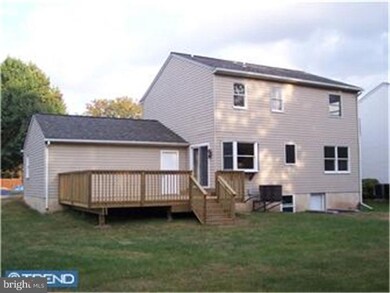 82 Winchester Dr, Quakertown, PA 18951 - photo 2