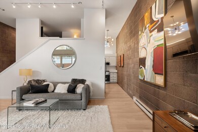 12-311sAspen_24110512