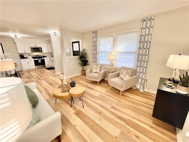 2204 Ridgewood Rd unit A, Harrisonville, MO 64701 - photo 4