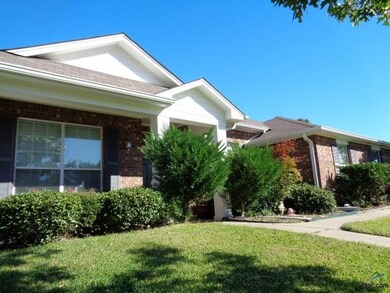 924 Joel Dr, Tyler, TX 75703 - photo 2