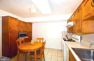 4312 Bel Pre Rd, Rockville, MD 20853 - photo 7