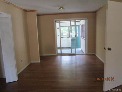 Living Room / Dining Area